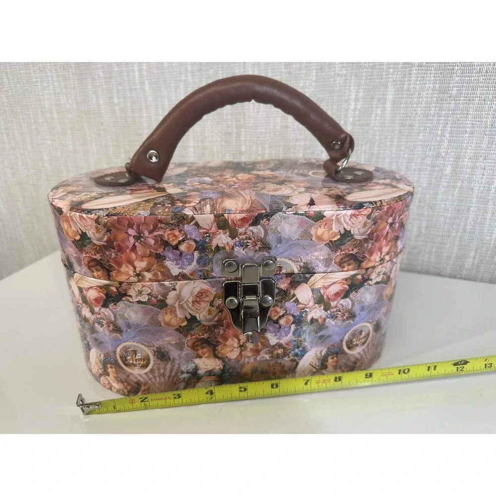 Vintage Floral Jewelry Chest with Costume Jewelry Lot - 057(79)